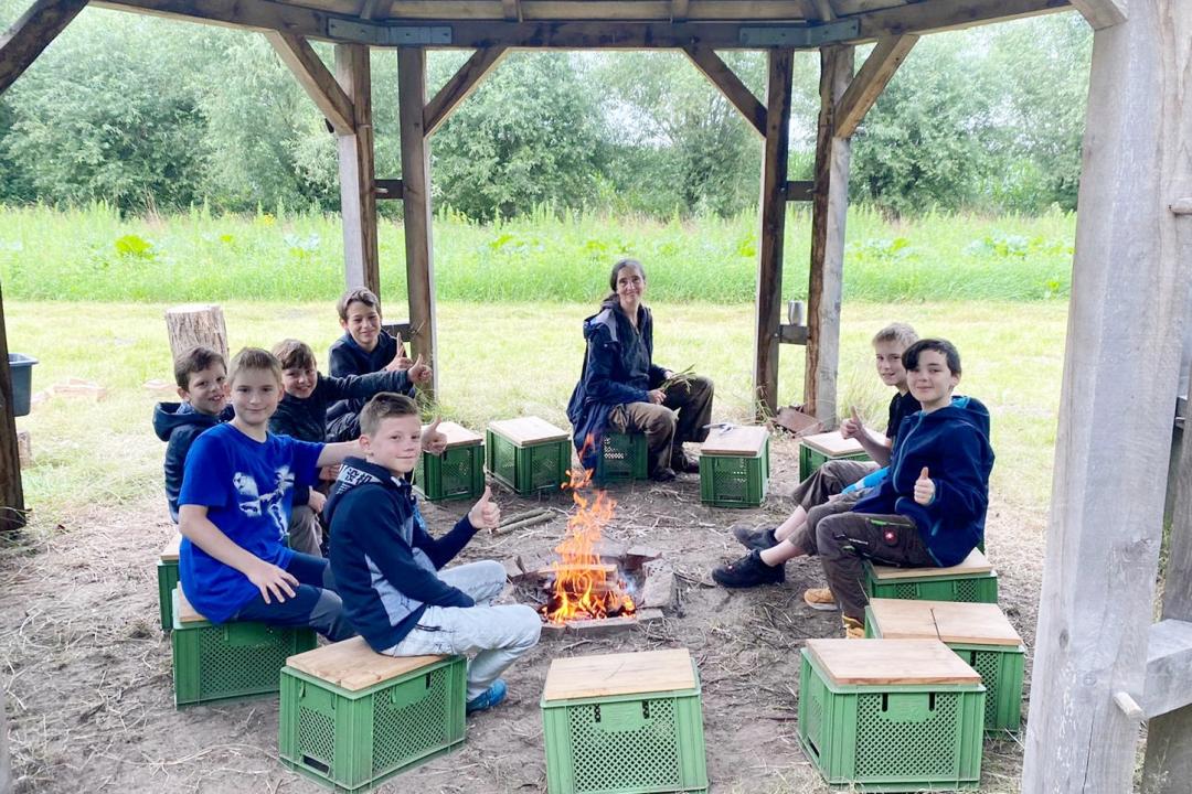 Runde um´s Feuer